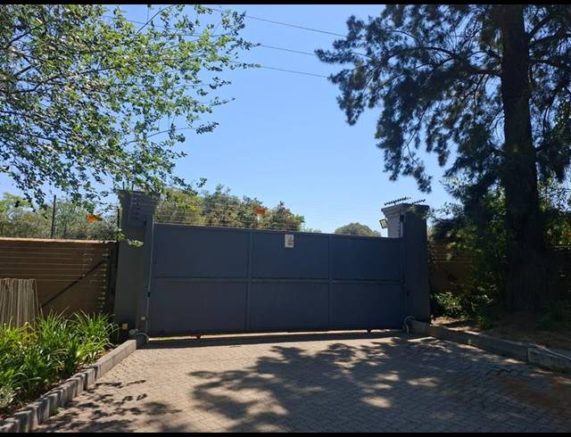 BUSINESS PROPERTY TO RENT IN CHARTWELL A.H.